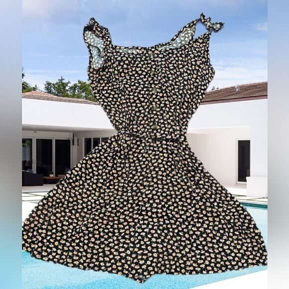 American eagle one piece short jumpsuit - Picture 2 of 4